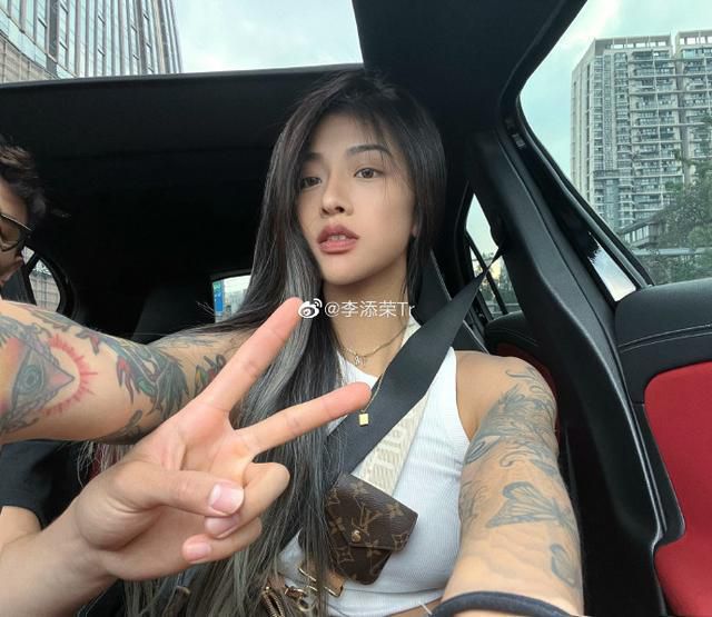 亚洲欧美色综合一区二区在线